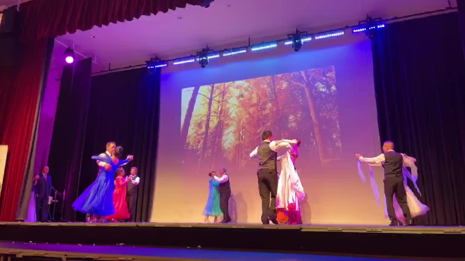 国标舞展演2025