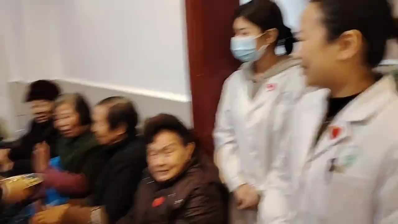 银龄总队一七星岗街道领事巷社区迎新庆元旦2025.12.30日